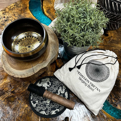 Hand-Hammered and Engraved Singing Bowl Gift Set – 14 cm – Round Medallions