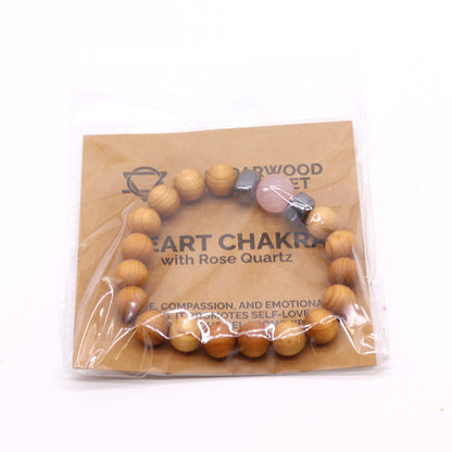 Cedarwood bracelet for the heart chakra with rose quartz