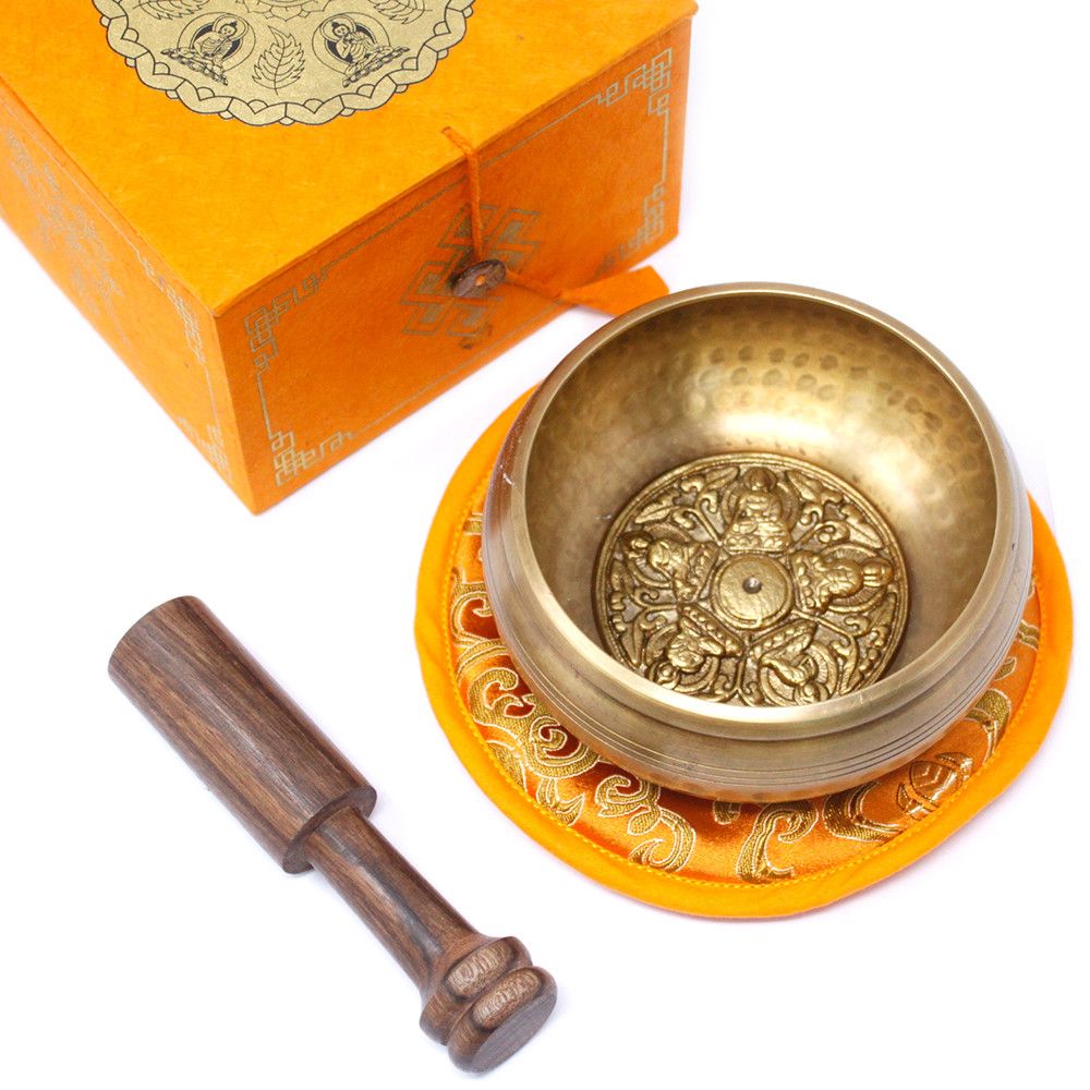 Five Buddhas Singing Bowl Set, 10 cm (min. 400 g).